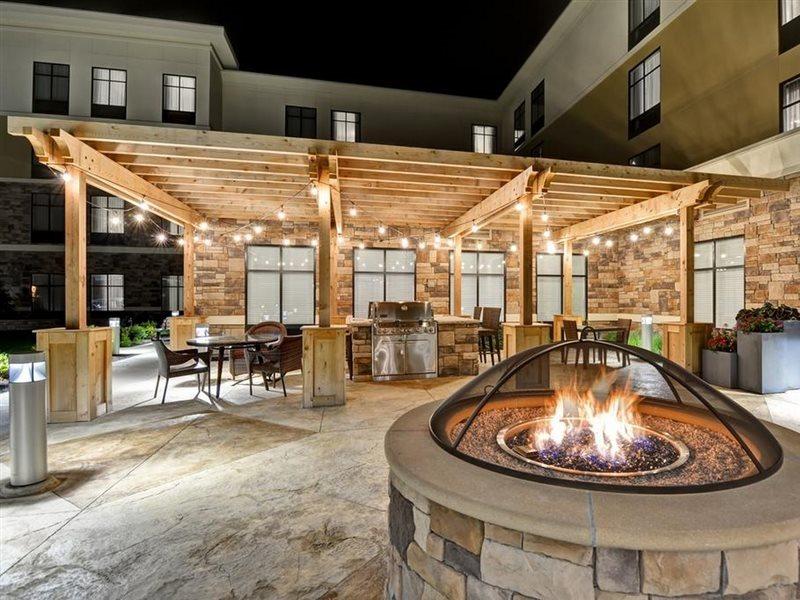 Homewood Suites By Hilton Poughkeepsie Exterior foto